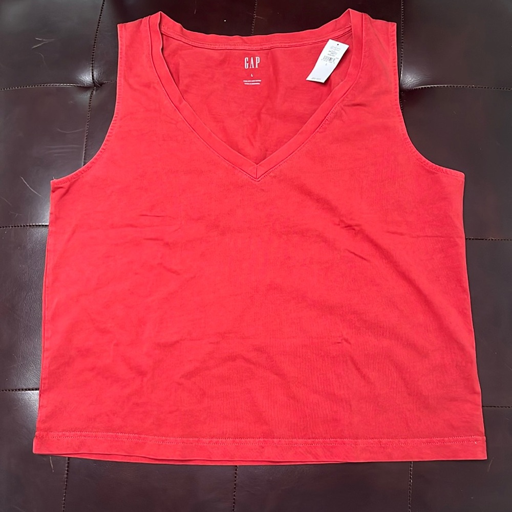 GAP Knit Crop Tank - size L, new with tags